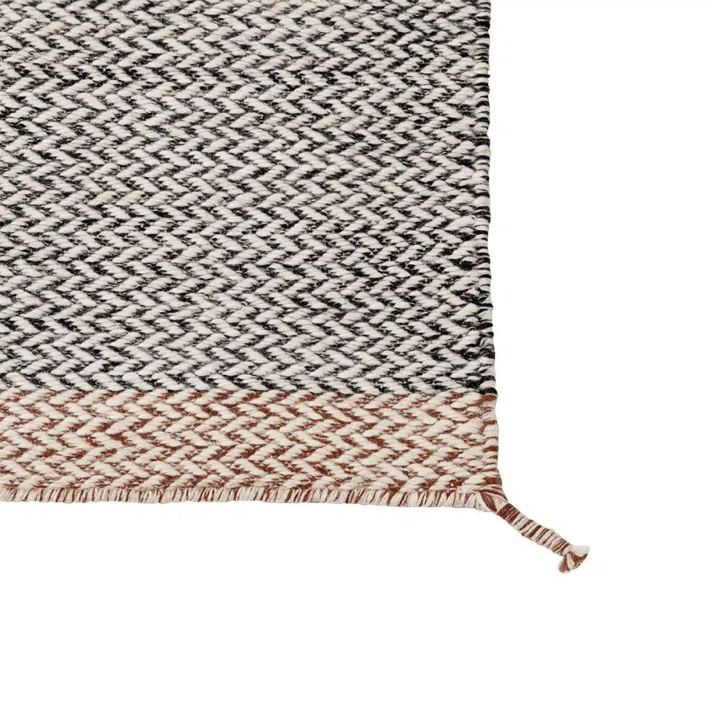 Muuto - Tapete Ply Rug - Off white 170x240cm 5 Ply Rug Black/White - Muuto