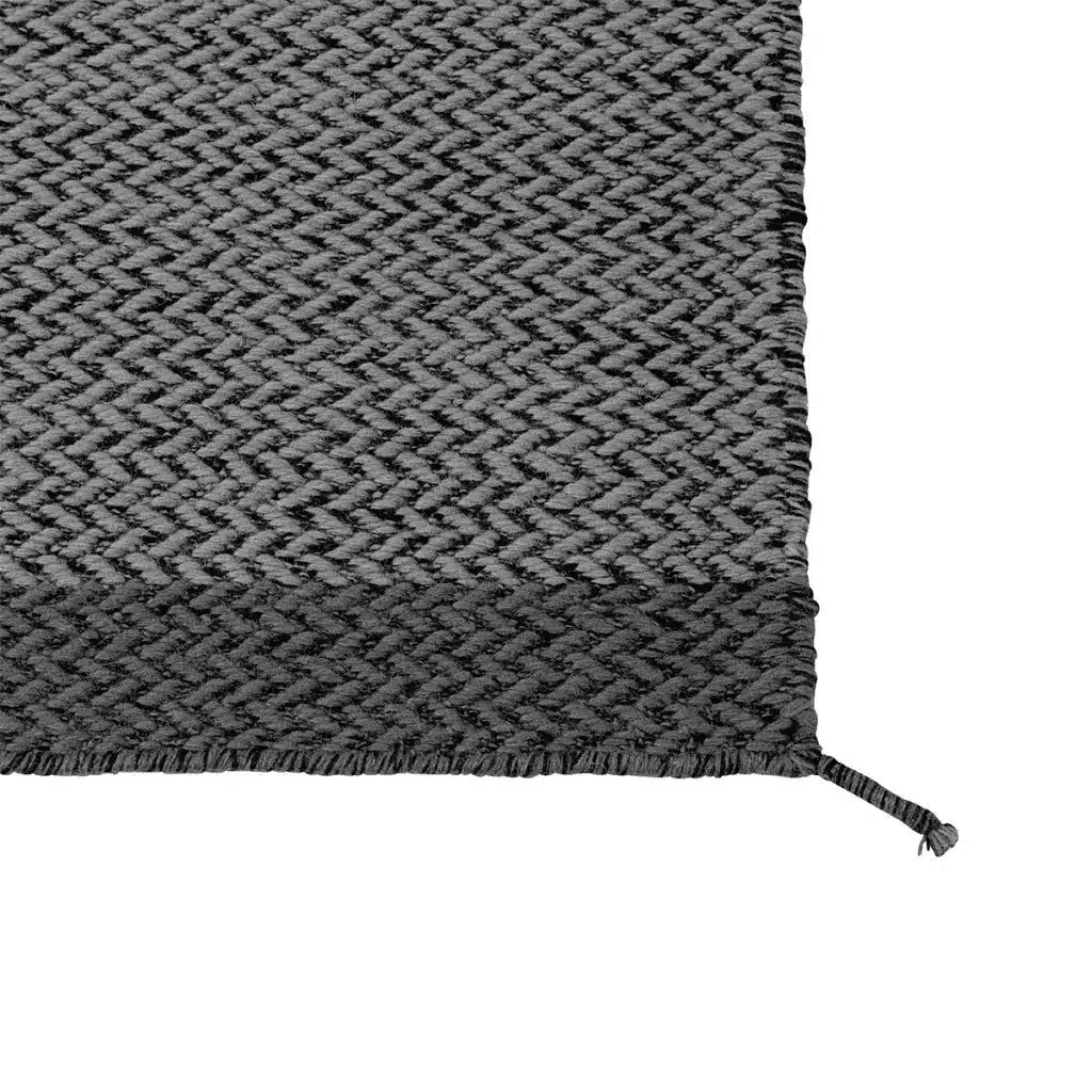 Muuto - Tapete Ply Rug - Off white 170x240cm 4 Ply Rug Dark Grey - Muuto