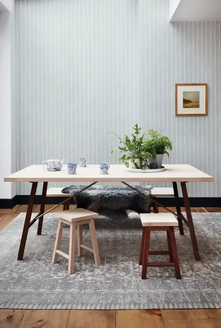 Papel de parede Cole & Son Marquee Stripe com efeito pincelado