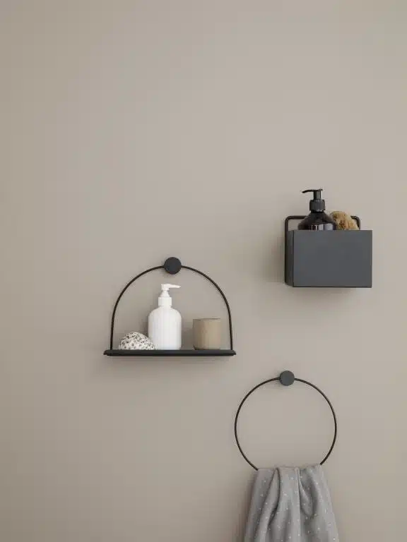 Ferm Living - Toalheiro - Towel Hanger Black 2 Ferm Living - Toalheiro - Towel Hanger Black - Image 2