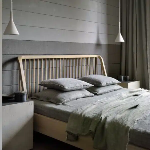 Ethnicraft - Cama de Casal - Oak Spindle 10 Ethnicraft Spindle Bed Oak