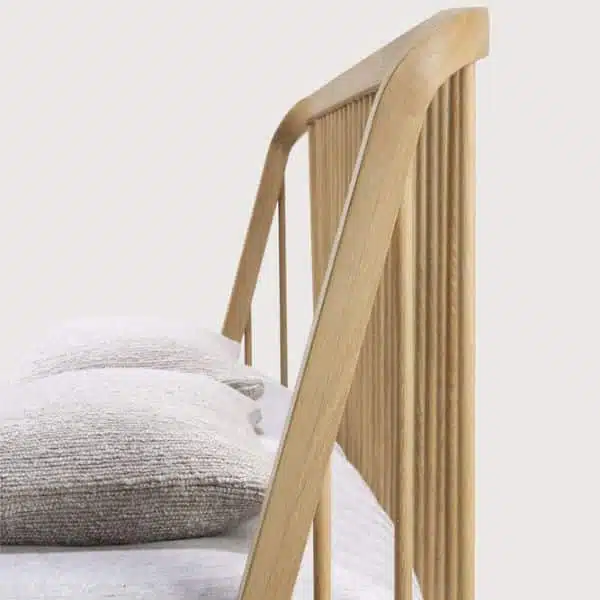 Ethnicraft - Cama de Casal - Oak Spindle 3 Ethnicraft Spindle Bed Oak