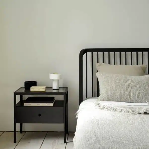 Ethnicraft - Mesa de Cabeceira - Spindle Oak Black 3 Ethnicraft Spindle Bedside table Oak Black