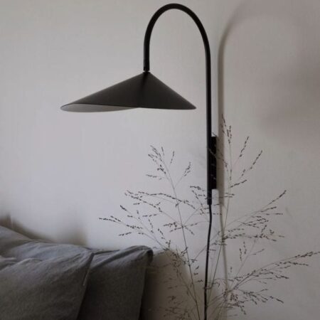 Ferm Living - Candeeiro de parede - Arum Black (2)